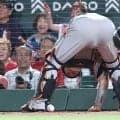 巨人痛恨連敗　ミス連発で勝機手放す　泉口が悪送球、大城は捕逸　広島４連戦負け越し　橋上監督代行「諦めるわけにはいかない」