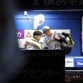 阪神・石井　１－０八回にまさか逆転２ラン被弾　８登板で３被弾　藤川監督は「攻撃のところが少しね」　巨人敗れ優勝Ｍ５