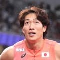 【陸上】１１０Ｍハードル、泉谷駿介にまさかのアクシデント　右足押さえて倒れ込み棄権、車いすで退場…アジア大会