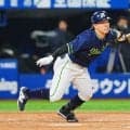 【ヤクルト】増田珠、７回に背中に死球受けもん絶　場内騒然も自力で出塁に拍手