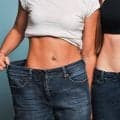 腹筋だけより効果的！？お腹痩せしたいならスクワットを極めるべし