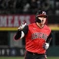 「村上が大復活ですね」菅野智之から2発＆適時打に現地実況も興奮隠せず「今夜はまるで…」