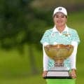 全英覇者・桑木志帆が逆転で今季国内ツアー3勝目 初の年間女王へランキング1位快走