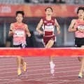 三浦龍司が２８年ぶり金メダル！「攻めの走りができた」会場騒然の独走大逃げ、きっちり粘り切り大会新記録　青木涼真が銀で日本勢５６年ぶりワンツーフィニッシュ