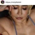 山本美憂　５２歳と思えぬ「グラビア」全身ショット衝撃！タトゥーも「美しい身体」娘はモデル活動中