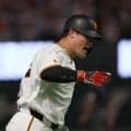 巨人・リチャードが衝撃弾　中堅右へ弾丸ライナーで運ぶ　巨人ＯＢの解説者も驚嘆　貴重な先制２号２ランに本拠地大歓声