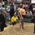 横綱・大の里の“規格外”な副賞で付け人に異変 カメラが捉えた“ざわつき”の瞬間「なんでみんな嬉しそうなんだw」ファンほっこり
