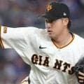 巨人まさか　七回に継投策が裏目　逆転を許す　中川が帽子をたたきつけ、堀田は顔を覆う　負けると阪神Ｖが決定