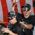 【阪神】祝勝会の前に捕手トリオが記念撮影　最高の笑顔を引き出したのはあのムードメーカー