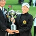 申ジエ、国内メジャー4冠　ツアー通算30勝で7人目の永久シード