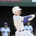 「周りに頼って」　甲子園準Vの健大高崎、前主将から新主将にエール