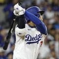 大谷翔平が技ありの一打で好機拡大　シフトの逆を突いて左前打　コンパクトなスイングではじきかえす