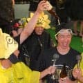 「選手に愛されてるのがよくわかる」阪神歓喜のビールかけに突然現れた“元虎戦士”に反響止まらず　「みんな、めっちゃ笑顔やな」「相変わらずイケメン」