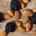 多くの女性が悩む「貧血」。食事やサプリメントを上手に入れ改善を