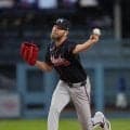 ブレーブスの左腕セールが前日会見「準備して全力を尽くすだけ」７日の第３戦で山本と投げ合い