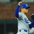3億2500万ドルは「史上最高の格安契約」　山本由伸が証明した価値…PSで10K快投で米記者絶賛
