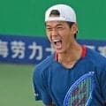 坂本怜がルブレフ破る番狂わせ 男子テニス