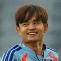 久保建英、右手薬指に指輪がキラリ「おかえり、タケ！」所属クラブ公式Ｘが合流写真披露