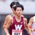 【出雲駅伝】早大の１年・本田桜二郎が区間賞、６人ごぼう抜きでトップ浮上！「ゴールテープを切る姿を楽しみにしています」とタスキを託す　２位に中大が続く