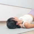 お尻を上げて30秒キープ！毎日続けて、お尻の引き締めを目指してみてね