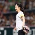 フィギュア界ニューヒロイン候補の１６歳、岡田芽依が「人生初」始球式で可憐投球　ノーバンならずも笑顔で魅了「今日は６０点」