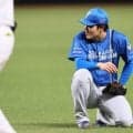 日本ハム悪夢　四回に守乱で逆転許す　一塁・柴田が悪送球、左翼郡司が痛恨落球　新庄監督ぼう然、球場騒然　モイネロＫＯも１イニング５失点で暗転