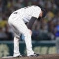 阪神　先発・村上は６回２失点で降板
