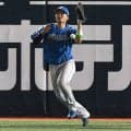 【日本ハム】郡司裕也まさかのミス…左翼への飛球をグラブに当て落球、柳町の勝ち越しの生還許す