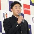 横浜　織田翔希がメジャー挑戦　報道陣９０人を前に堂々宣言「世界で活躍するという目標に向けて」大学も視野に　ドラフト会議当日は未定