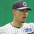 阪神・佐藤輝「重症ではないですが、今日はスタメンを外れることに」　自身の状態を明かす　バット１本持ち室内練習場で約２０分間の練習