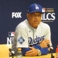 ロバーツ監督「それは考えた。まだ試合の前半だったし」　２度の無死一塁の場面で９番エドマンに送りバントのサインなし　選手任せの采配の是非
