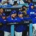 野球中継で「半裸の女性」　“拝金主義”のMLB…米国ファン怒りの卑猥広告「常軌を逸してる」