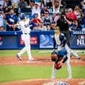 大谷翔平　かつての同僚が打たれた瞬間に被弾確信→マウンドでうなだれる→顔をあげたら右翼席中段へ　昨季途中まで在籍の右腕から大きな一撃