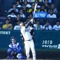 【阪神】やっぱり森下翔太！新人から4年連続CS本塁打で1点差に　スタメン復帰戦で特大アーチ