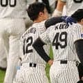 「君の活躍があったから連覇できた」阪神終戦　あと1球からの逆転タイムリーで涙の24歳守護神に励ましの声続々　そっと寄り添った人物にも注目「ぐっときました」