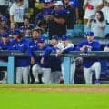 朗希が狙われている？…暴走する人物が「怖い笑」　ロハス投稿で存在感「目ガン開き」