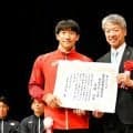 平泳ぎで世界新の大橋信選手「ひらパーが好き」　地元で次の目標語る