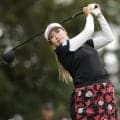【女子ゴルフ】桑木志帆が単独首位に浮上…今季４勝目に王手　２差２位に佐久間朱莉、堀琴音ら５人