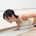 腕立て伏せを毎日10回、継続してみて！腕と胸を引き締めたいならおすすめ