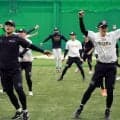【阪神】また雨で２日連続室内でも若手はエネルギッシュ　先発挑戦の石井大智らは自主練習に