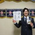 【楽天】ドラ２岡田啓吾は「走」「攻」「顔」の変則３拍子のイケメン　先輩宗山と仙台の新名所に