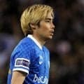 ｢なるほどゴールの中でゴールだ｣ゲンクの伊東純也がボールを見失うも“ゴールの中から”豪快右足ボレー！ 今季2点目でチームの勝利に貢献！｢よく捉えた｣｢ゴール後のお顔がカワイイ｣