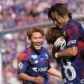 ｢ジャンプ台に乗ったような跳躍｣でFC東京に勢い！ 身長161cmの元JリーグMVP＆得点王の“高すぎるヘッド弾”に脚光！ ｢誰よりも高く飛ぶじゃん！｣｢気持ち良すぎる｣