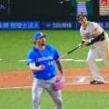 鷹サヨナラの瞬間…背後で爆笑の“変身”「さすが馬主」　飛び跳ねる大物「ついに…」