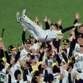 ソフトバンク４戦無敗日本シリーズ連覇　直近１０年で６度目の日本一　小久保監督は就任３年で２度目の頂点　柳田Ｖ打　山本祐３打点　松本裕は完璧救援