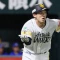 「無理に逃げず、勝負に行っても良かったかもしれない」なぜDeNAは日本シリーズでSBに4連敗スイープを食らったのか　申告敬遠の場面に近鉄OB佐野慈紀氏の考察「それ以上に山本が見事なバッティングを見せた」