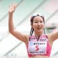 “リンゴまみれ”の24歳陸上女子に反響「なんだなんだ、この可愛さは」「見ていて楽し過ぎるよ」スタート前にかじる姿も