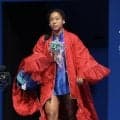 大坂なおみ２戦連続ド派手衣装！真っ赤羽織で会場沸かせた