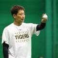 【阪神】プロ13年目岩崎優が残留　海外FA権行使せず「来年からもタイガースのために投げ続けます」