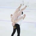 【フィギュア】「りかしん」が納得の２位発進　紀平が西山の上で１回転、大胆リフトで会場沸かせ「綺麗に決まって自信になった」